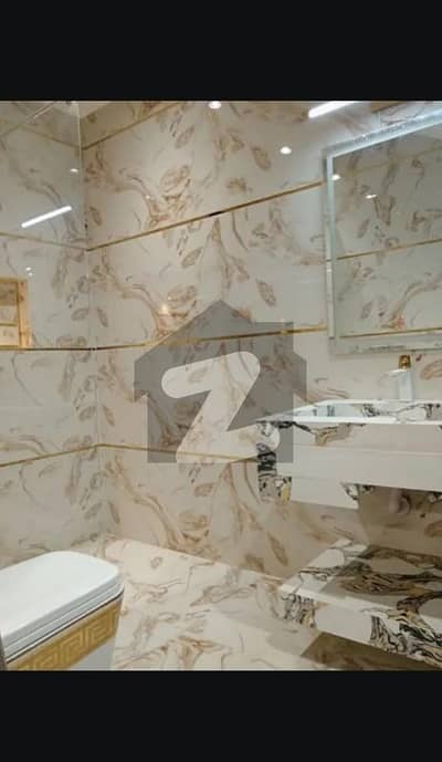 نارتھ ناظم آباد ۔ بلاک ایف نارتھ ناظم آباد,کراچی میں 6 کمروں کا 1 کنال مکان 16.0 کروڑ میں برائے فروخت۔