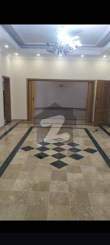 ایف ۔ 11 اسلام آباد میں 3 کمروں کا 1 کنال زیریں پورشن 1.1 لاکھ میں کرایہ پر دستیاب ہے۔ ایف ۔ 11 اسلام آباد میں 3 کمروں کا 1 کنال زیریں پورشن 1.1 لاکھ میں کرایہ پر دستیاب ہے۔