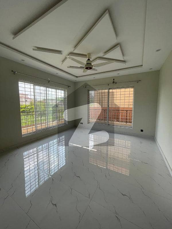 ایچ ۔ 13 اسلام آباد میں 1 کمرے کا 2 مرلہ فلیٹ 30.0 ہزار میں کرایہ پر دستیاب ہے۔