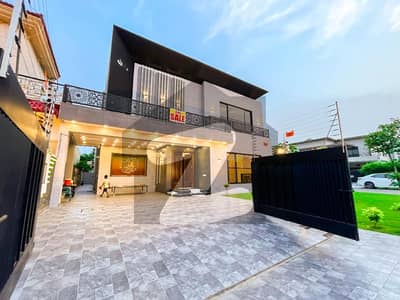 10 Marla Modern Design House Is For Rent