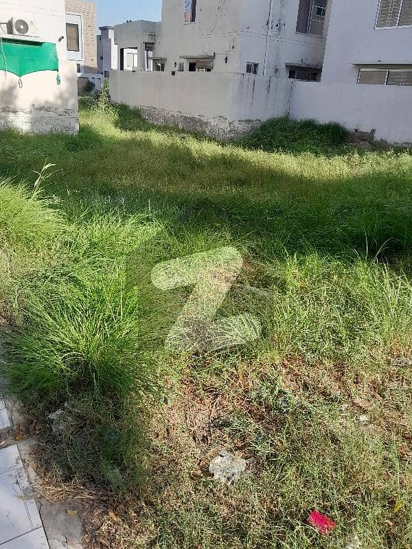 ڈی ایچ اے 11 رہبر لاہور میں 5 مرلہ رہائشی پلاٹ 80.0 لاکھ میں برائے فروخت۔ ڈی ایچ اے 11 رہبر لاہور میں 5 مرلہ رہائشی پلاٹ 80.0 لاکھ میں برائے فروخت۔