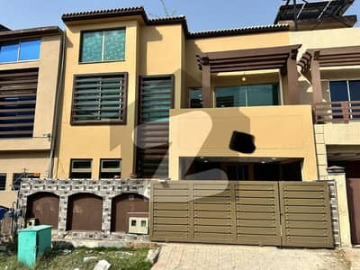 Almost Brand New House With Gas With Solar System