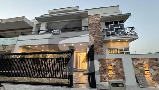 14 Marla (40x80) Park Corner Brand New House For Sale G-13/4 Islamabad
