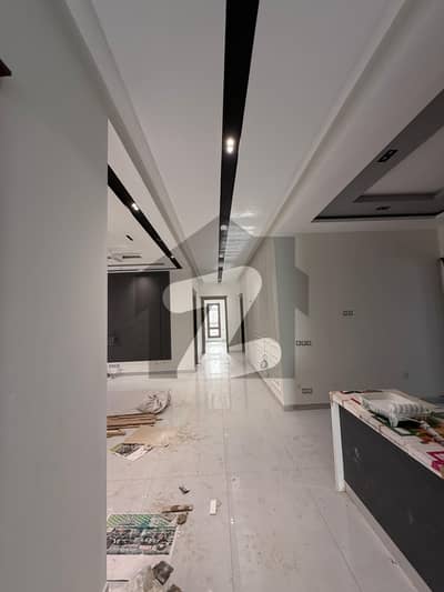 BRAND NEW UPPER PORTION AVAILABLE RENT