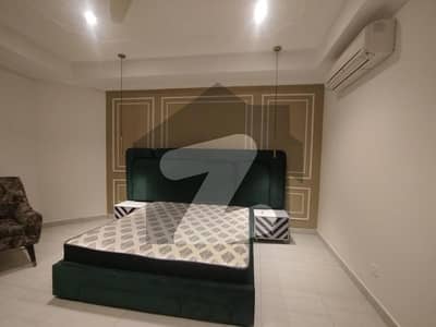 گلبرگ 3 گلبرگ,لاہور میں 2 کمروں کا 8 مرلہ فلیٹ 2.0 لاکھ میں کرایہ پر دستیاب ہے۔