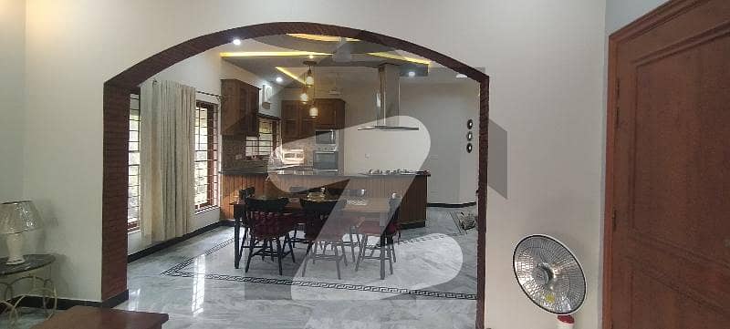 FURNISHED Lower Portion FURNISHED Lower Portion
