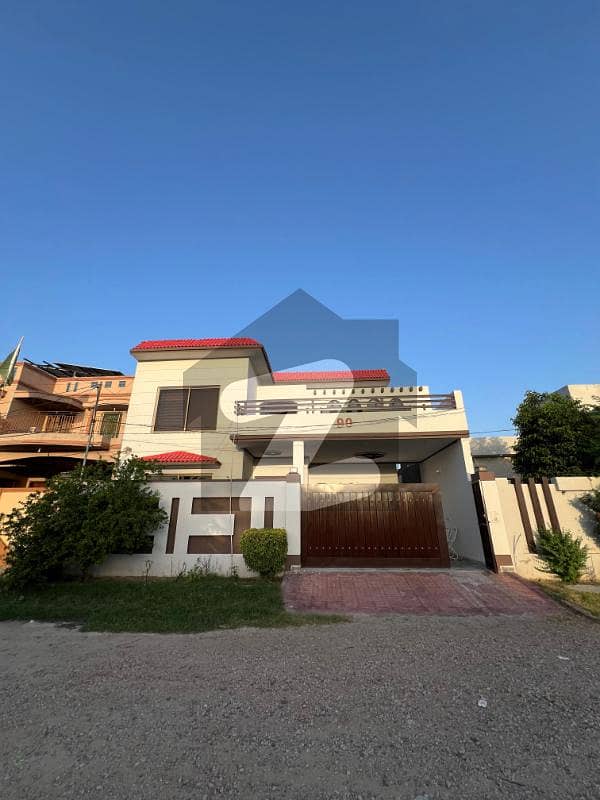 10 Marla House For Sale In Best Price 10 Marla House For Sale In Best Price