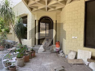 F-11 Beautiful Margalla View Three Story House 6 Bed For Rent