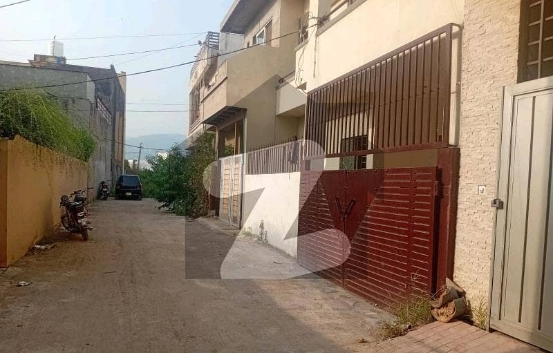 بنی گالہ اسلام آباد میں 4 کمروں کا 5 مرلہ مکان 1.5 کروڑ میں برائے فروخت۔ بنی گالہ اسلام آباد میں 4 کمروں کا 5 مرلہ مکان 1.5 کروڑ میں برائے فروخت۔