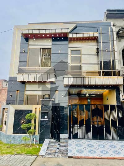 سینٹرل پارک ہاؤسنگ سکیم لاہور میں 3 کمروں کا 5 مرلہ مکان 1.65 کروڑ میں برائے فروخت۔