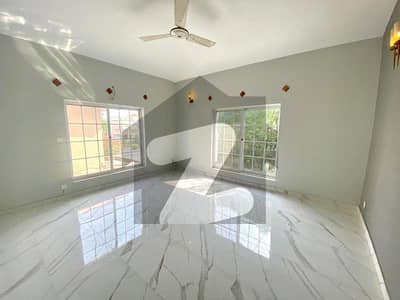 Elegant 9-Bedrooms 500 Sq Yards Double Storey House For Rent In F-8