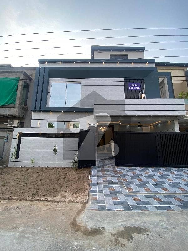 نشیمنِ اقبال فیز 2 نشیمنِ اقبال,لاہور میں 5 کمروں کا 5 مرلہ مکان 1.8 کروڑ میں برائے فروخت۔