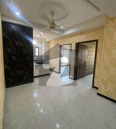 2 BED LUXURY UNFURNISHED APARTMENT AVAILABLE FOR RENT IN GULBERG GREEN ISLAMABAD