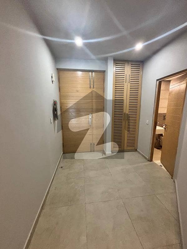 دی ویرینڈا ریزیڈینس ای ۔ 11/1,ای ۔ 11,اسلام آباد میں 2 کمروں کا 9 مرلہ فلیٹ 3.5 کروڑ میں برائے فروخت۔