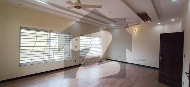 For Rent: 10 Marla Upper Portion in PWD Ideal for Families!