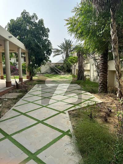 BUNGALOW