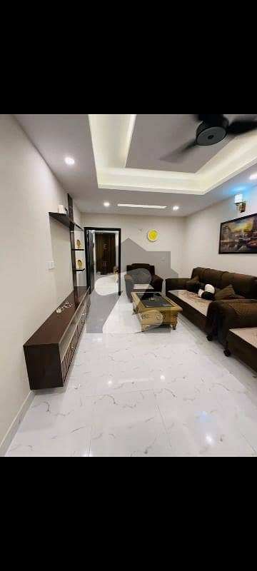 Three Beds Luxury Apartment / Flat