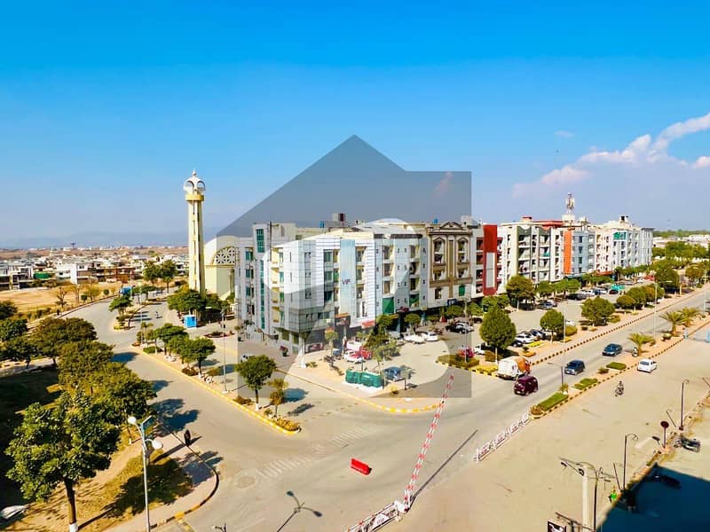 8 MARLA BEST LOCATION PLOT AVAILABLE FOR SALE