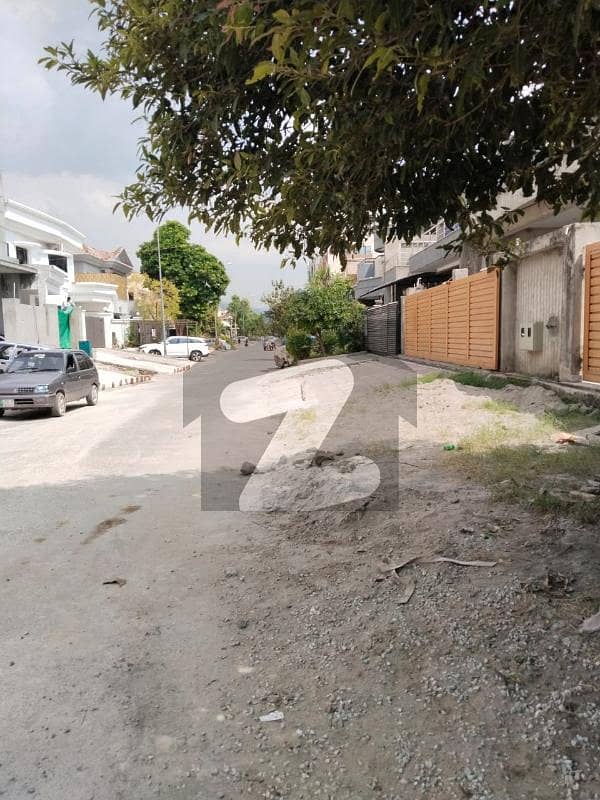 Spacious 20 Marla Residential Plot Available For sale In E-11