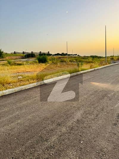 بحریہ ٹاؤن فیز 8 ۔ بلاک این بحریہ ٹاؤن فیز 8,بحریہ ٹاؤن راولپنڈی,راولپنڈی میں 5 مرلہ رہائشی پلاٹ 41.5 لاکھ میں برائے فروخت۔