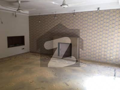 Ready To Buy A Lower Portion 2 Kanal In Model Town