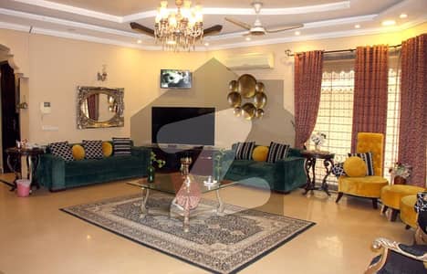 ماڈل ٹاؤن ۔ بلاک جی ماڈل ٹاؤن,لاہور میں 11 کمروں کا 3 کنال مکان 40.0 کروڑ میں برائے فروخت۔