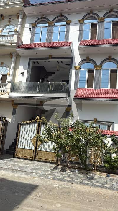 فیروزپور روڈ لاہور میں 5 کمروں کا 3 مرلہ مکان 1.85 کروڑ میں برائے فروخت۔