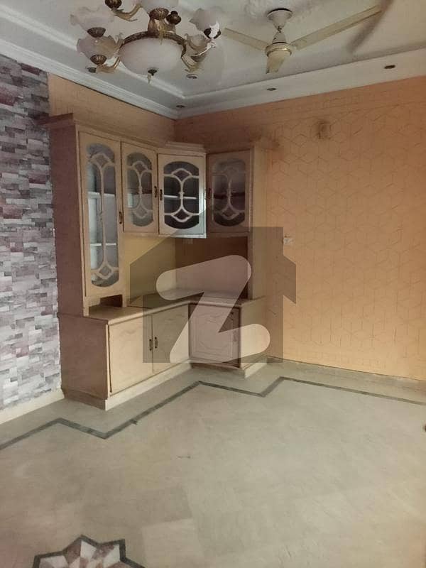 5 Marla Double Unit House Available For Rent 5 Marla Double Unit House Available For Rent