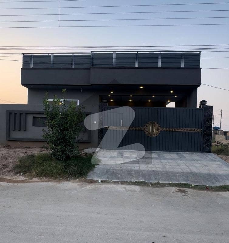 شیخ یٰسین ٹاؤن ناصر باغ روڈ,پشاور میں 3 کمروں کا 10 مرلہ مکان 1.5 کروڑ میں برائے فروخت۔