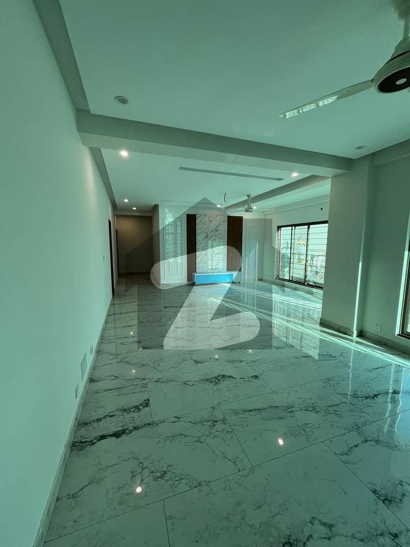 عسکری 10 عسکری,لاہور میں 4 کمروں کا 12 مرلہ فلیٹ 1.35 لاکھ میں کرایہ پر دستیاب ہے۔ عسکری 10 عسکری,لاہور میں 4 کمروں کا 12 مرلہ فلیٹ 1.35 لاکھ میں کرایہ پر دستیاب ہے۔