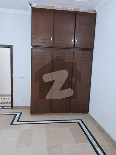 ای ۔ 11 اسلام آباد میں 2 کمروں کا 8 مرلہ زیریں پورشن 90.0 ہزار میں کرایہ پر دستیاب ہے۔