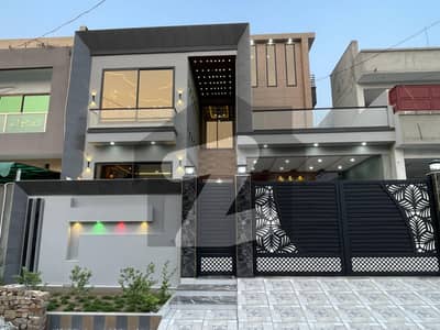 10 Marla Luxury House For Sale In RMT Zone 3  Sector C2