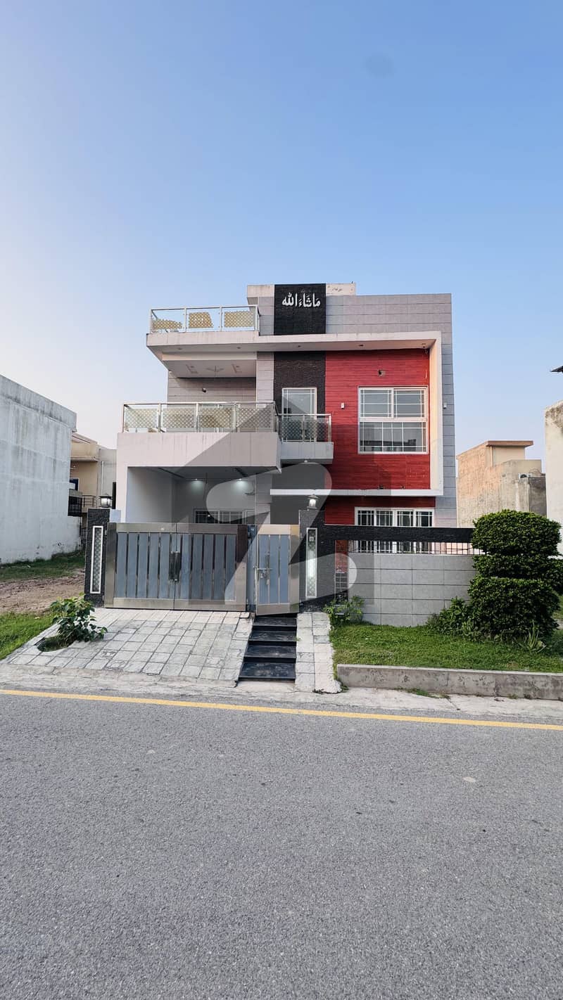 British Inspired 7 Marla Beautiful House