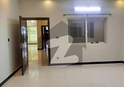 G-13 Lower Portion Sized 10 Marla For Rent