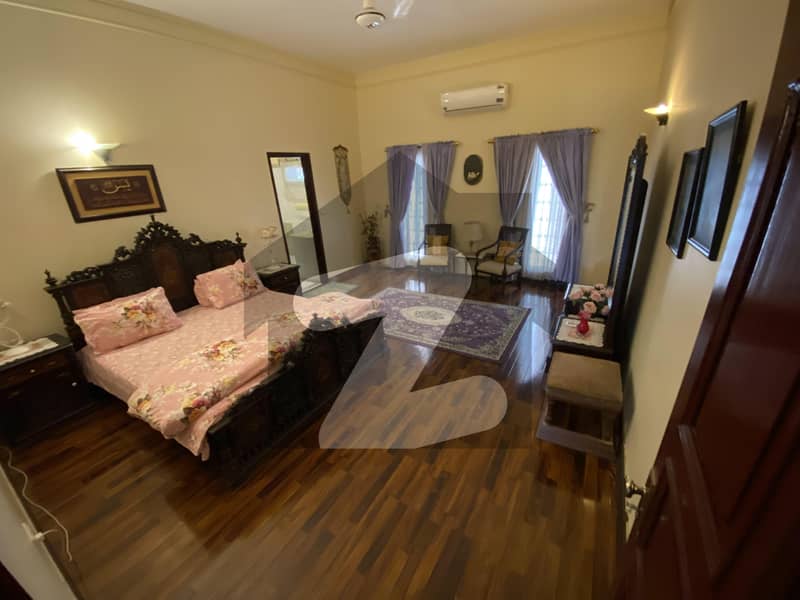 خیابان اتحاد روڈ کراچی میں 1 کمرے کا 2 مرلہ کمرہ 1.0 لاکھ میں کرایہ پر دستیاب ہے۔