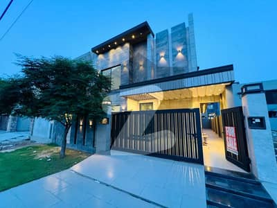 10 Marla Like Brand New Modern Elevation Luxury House In Gulmohar Block Available For Rent In Bahria Town Lahore.