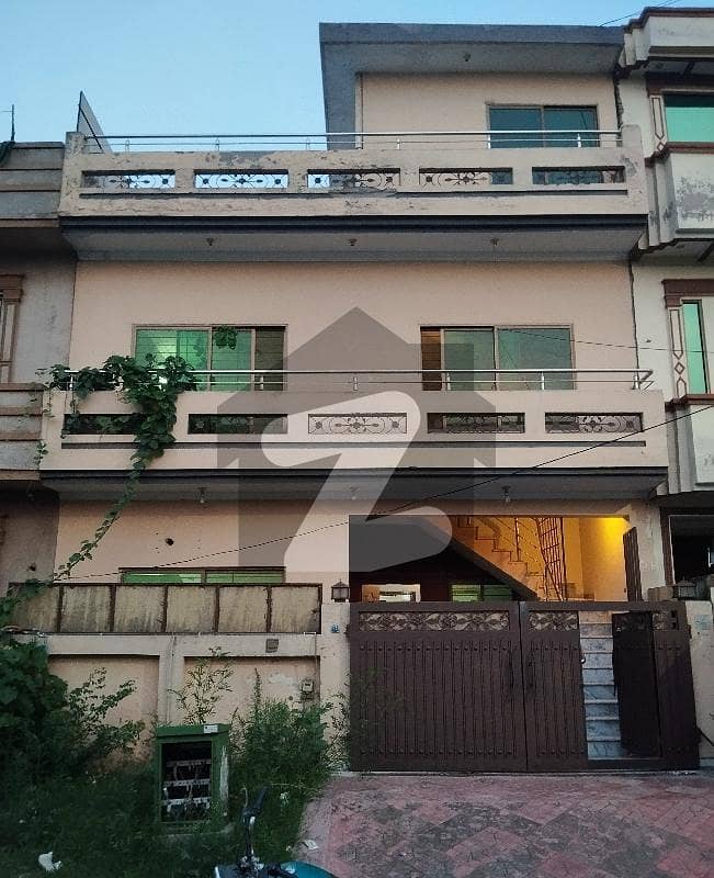 25x40 Beautiful House For Sale In G-13 At Best Location