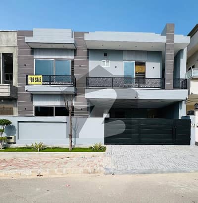 ٹاپ سٹی 1 اسلام آباد میں 5 کمروں کا 10 مرلہ مکان 5.5 کروڑ میں برائے فروخت۔