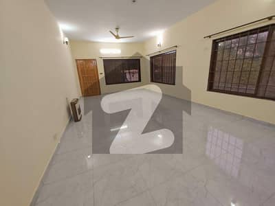 G9-10 Ground Portion Available For Rent 3bedrooms