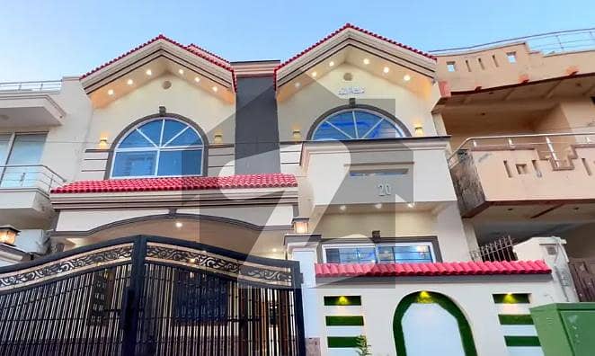 G-13 30x60 Brand New Double Story House Available G-13 30x60 Brand New Double Story House Available