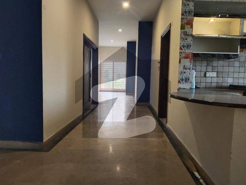 DHA PHASE 8 UPPER PORTION FOR RENT DHA PHASE 8 UPPER PORTION FOR RENT
