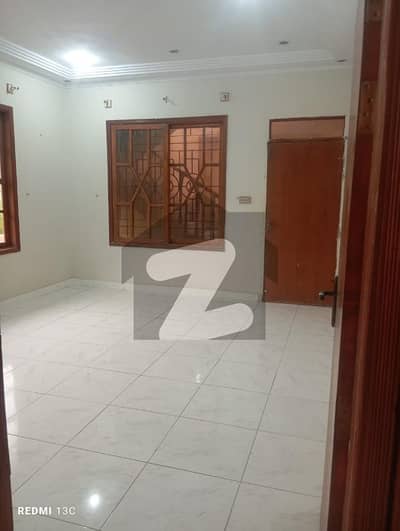 گلشن اقبال - بلاک 10-اے گلشنِ اقبال,گلشنِ اقبال ٹاؤن,کراچی میں 5 کمروں کا 7 مرلہ دفتر 70.0 ہزار میں کرایہ پر دستیاب ہے۔