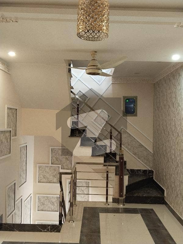 پارک ویو سٹی لاہور میں 4 کمروں کا 5 مرلہ مکان 80.0 ہزار میں کرایہ پر دستیاب ہے۔ پارک ویو سٹی لاہور میں 4 کمروں کا 5 مرلہ مکان 80.0 ہزار میں کرایہ پر دستیاب ہے۔