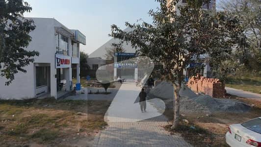 1 Kanal Prime Plot for Sale Ideal Location | 100 Ft Road