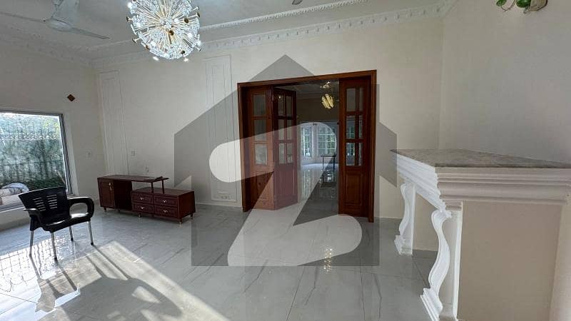 F8 Beautiful House For Rent F8 Beautiful House For Rent