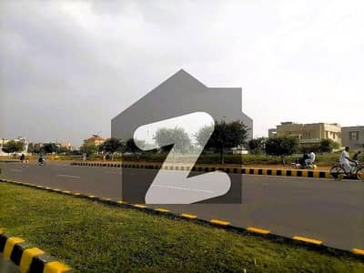 ڈی ایچ اے فیز9 پریزم - بلاک ایف ڈی ایچ اے فیز9 پریزم,ڈی ایچ اے ڈیفینس,لاہور میں 1 کنال رہائشی پلاٹ 2.85 کروڑ میں برائے فروخت۔ ڈی ایچ اے فیز9 پریزم - بلاک ایف ڈی ایچ اے فیز9 پریزم,ڈی ایچ اے ڈیفینس,لاہور میں 1 کنال رہائشی پلاٹ 2.85 کروڑ میں برائے فروخت۔