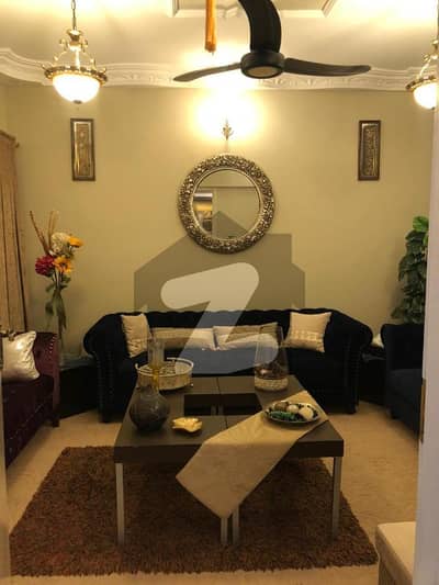 3 Bed DD Flat For Sale Bahadurabad (Near Sialkot Lassi Shop)