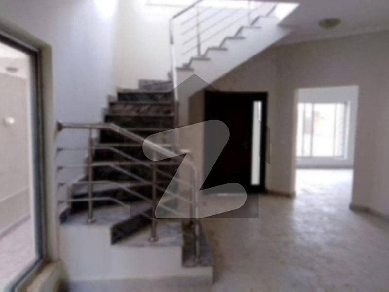 235 Square Yards Villa Available For Sale in Precinct 27 BAHRIA TOWN KARACHI 235 Square Yards Villa Available For Sale in Precinct 27 BAHRIA TOWN KARACHI