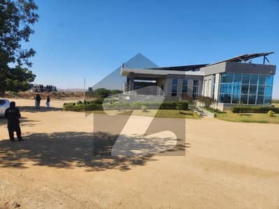 125 Sq Yd Corner Park Facing Plot 10,000 Per Month