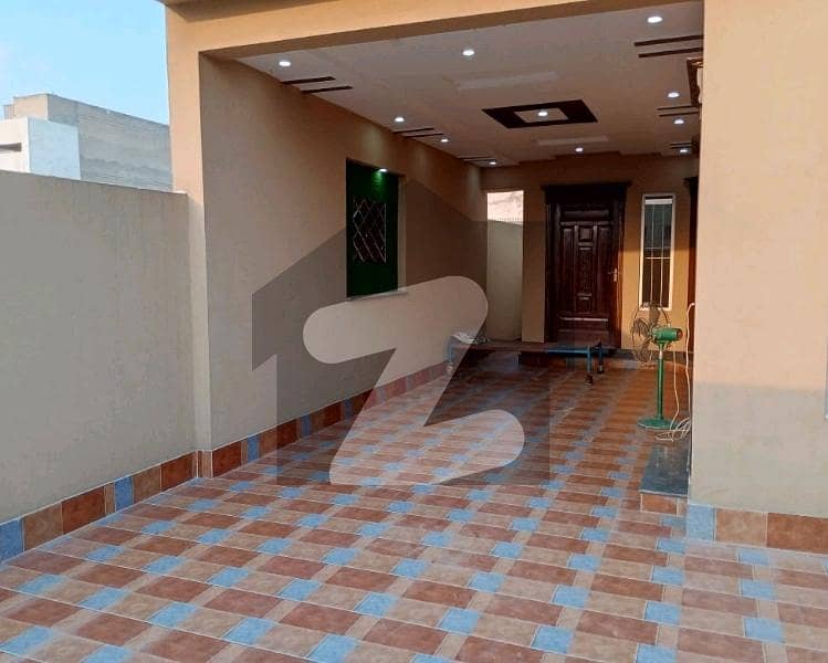 نشیمنِ اقبال فیز 2 نشیمنِ اقبال,لاہور میں 6 کمروں کا 10 مرلہ مکان 2.75 کروڑ میں برائے فروخت۔ نشیمنِ اقبال فیز 2 نشیمنِ اقبال,لاہور میں 6 کمروں کا 10 مرلہ مکان 2.75 کروڑ میں برائے فروخت۔